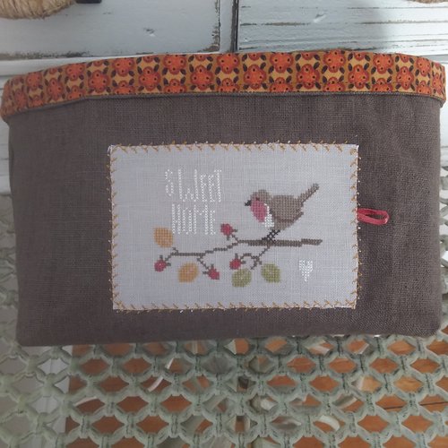 Corbeille vide poche  avec broderie sweet home