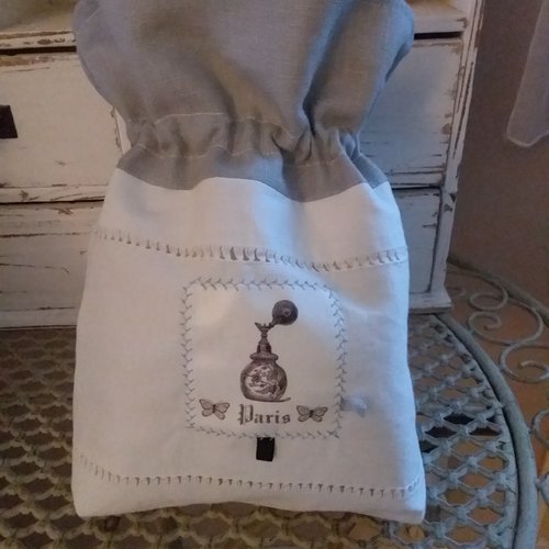 Pochon en drap ancien et tissu gris