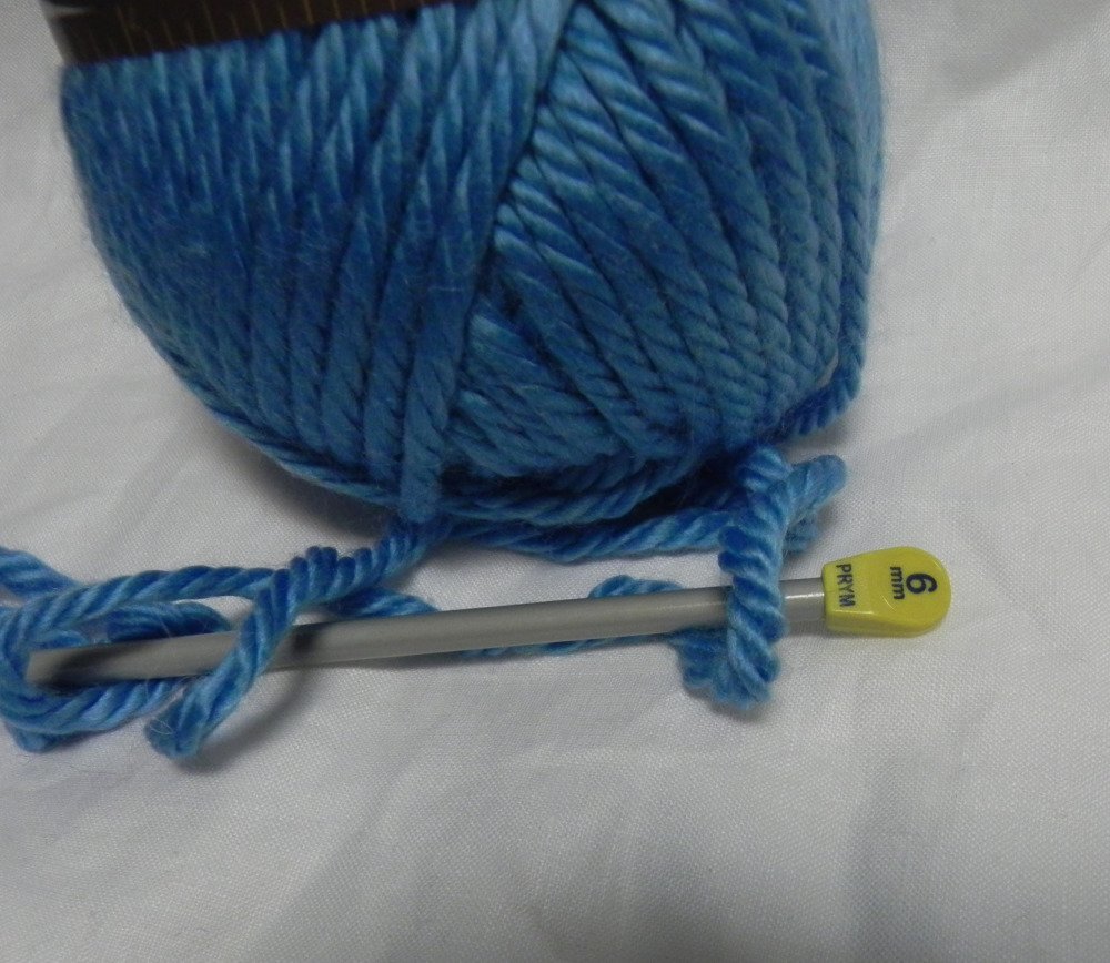 Pelote de laine bleu gitane acrylique aiguille 9 - Un grand marché
