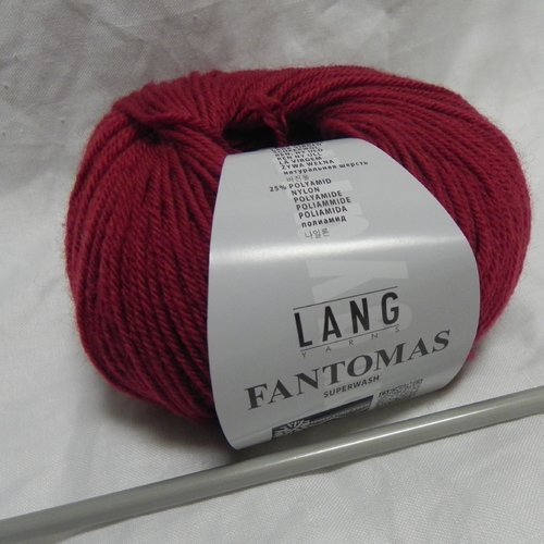 Pelote laine fine rouge marque "lang"