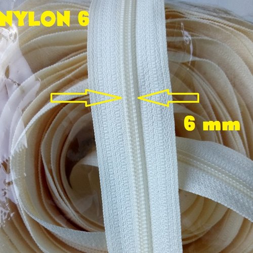 5 métres de chaine continu nylon spirale 6 mm , 125 coloris au choix dans la fermeture au métre