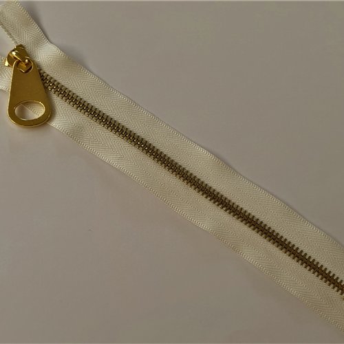 Fermeture pour sac , glissiere métal dorée + curseur massif , m6 sur mesure