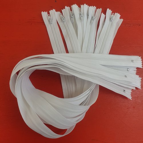 N4 20-60cm blanc , fermeture blanche pour coussins ou vetements sur mesure longueur maxi 60 cm