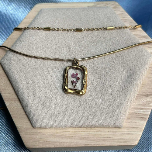 Collier double rang - pendentif cadre photo avec fleurs séchées