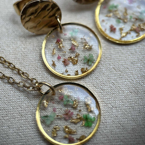 Parure de bijoux doré - fleurs naturelles séchées