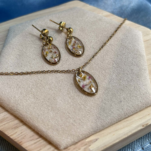 Parure de bijoux avec fleurs séchées - cadeau femme