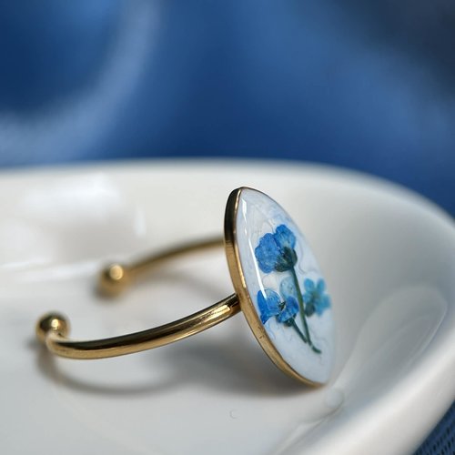 Bague ajustable doré avec fleurs séchées