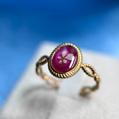 Bague doré ajustable - ovale avec fleurs séchées