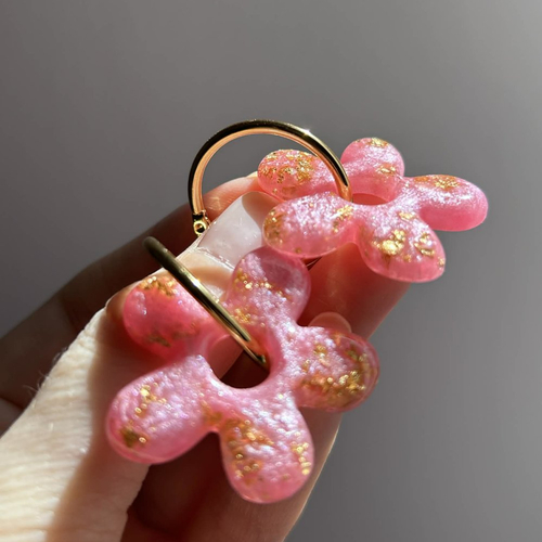 Boucles d'oreilles créoles et pampilles grandes fleurs