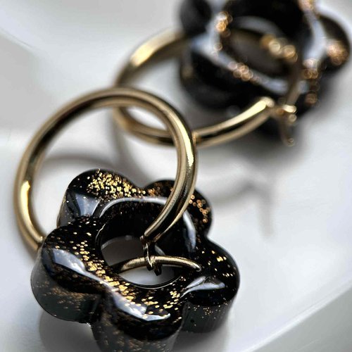 Boucles d'oreilles créoles doré en acier inoxydable avec pampilles fleurs