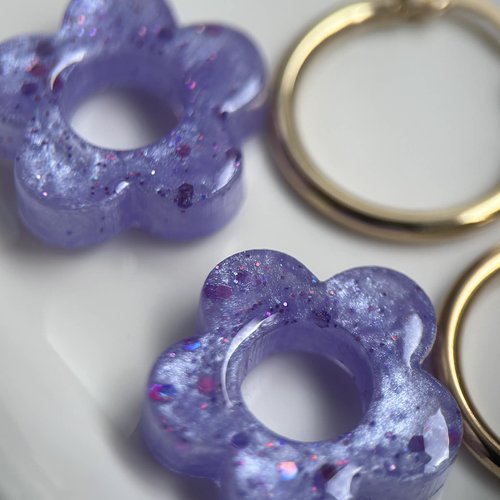 Boucles d'oreilles créoles doré en acier inoxydable avec pampilles fleurs