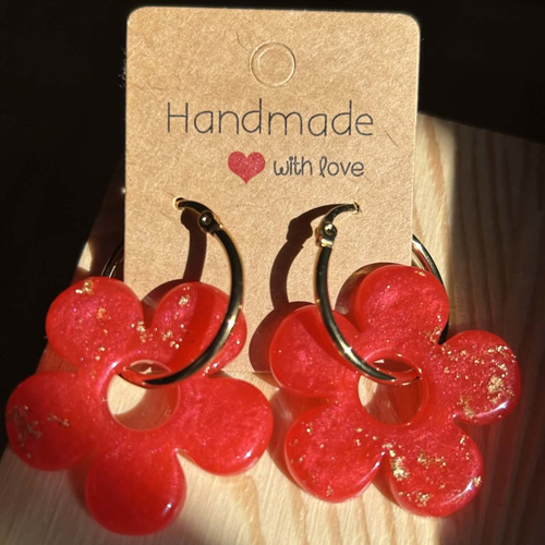 Boucles d'oreilles créoles et pampilles grandes fleurs