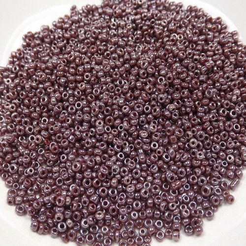 20g Perles de Rocaille Rondes 2mm en Verre Opaque lustré Bleu clair