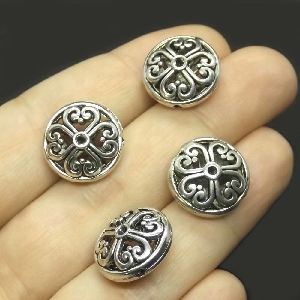 6 Perles Rectangulaires 22mm x 13mm style Tribal en métal argenté 