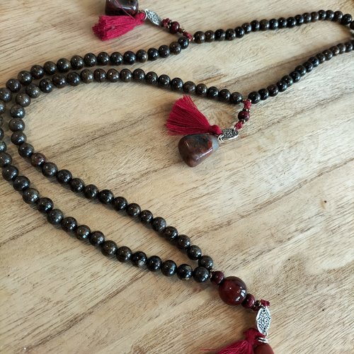 Mala tibétain piétersite