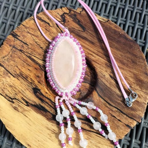 Collier de quartz rose