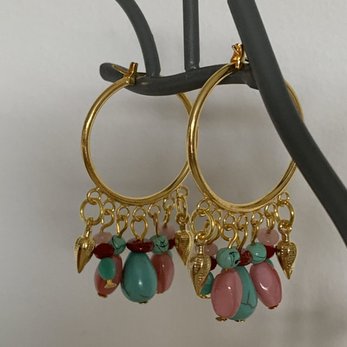 Boucles d'oreilles créole dorée percée turquoise rose dorée