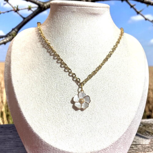Collier fleur blanche doré en acier inoxydable