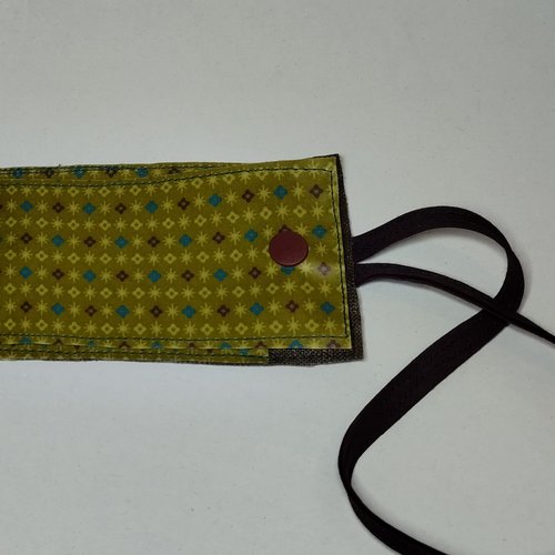 Porte étiquette valise imperméable vert