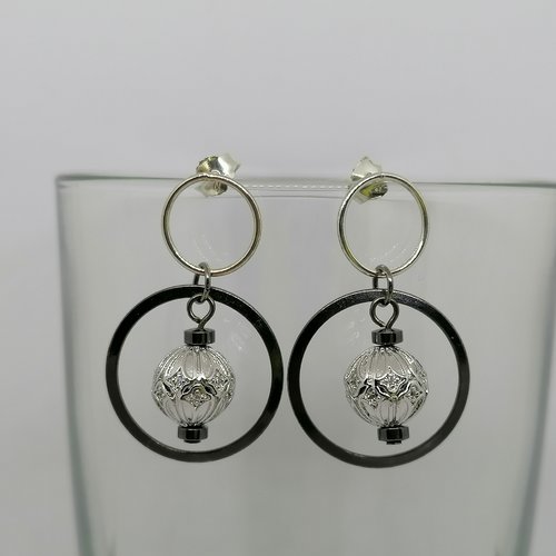 Boucles d'oreilles anneau en argent 925 et perles argentées et hématite