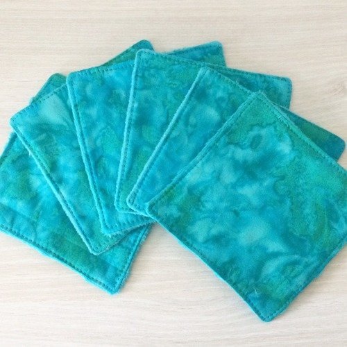 Lingettes lavables bébé en minkee/polaire et tissu batik