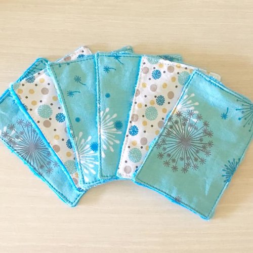 Lingettes lavables fleurs turquoises en polaire 