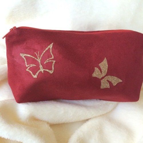 Trousse en suédine rouge motifs papillons