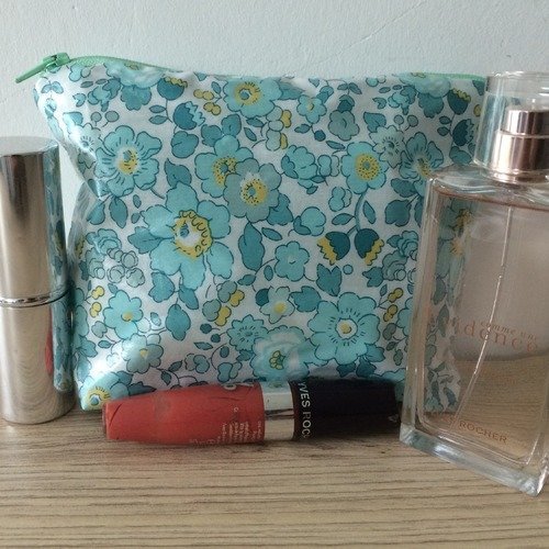 Trousse à maquillage en liberty enduit