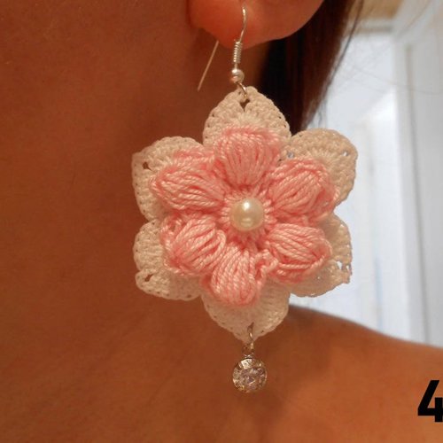 Boucles d'oreilles fleur au crochet,bijoux dentelle crochet,idée cadeau noël femme