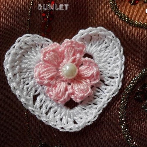 Coeur dentelle blanc fleur au crochet, application,pièce à coudre