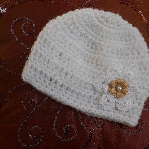 Bonnet naissance fille, bonnet bébé au crochet fleur