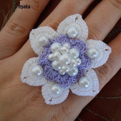 Bague fleur au crochet