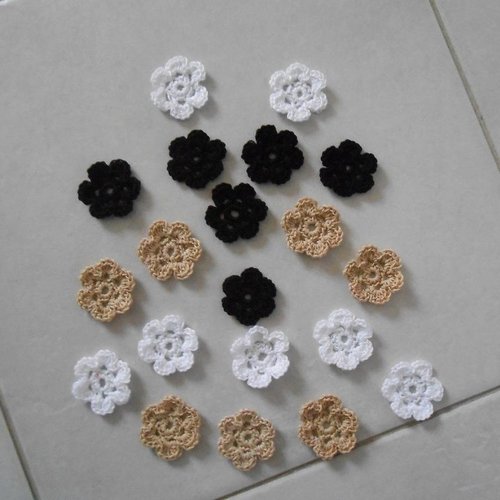 Fleurs au crochet pour creation
