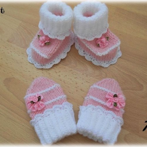 Ensemble bebe fille, moufles chaussons naissance,cadeau bebe fille
