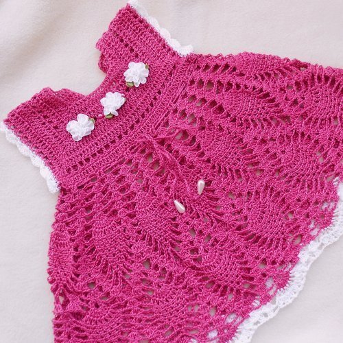 Robe de bebe au crochet pour fille 1-3 mois,robe nouveau née.