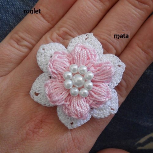 Bague fleur en crochet,bijoux fleur au crochet,cadeau noël femme,bague createur