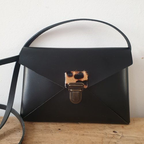 Petit sac en cuir enveloppe