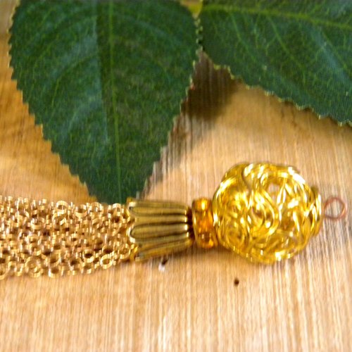 Pompon doré chaîne en métal, pendentif pampille pompon chaîne en métal, pendentif pampille  doré