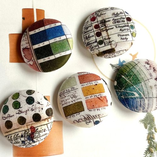 5 gros boutons recouvert en tissu peinture peintre art couleur 3.8 cm