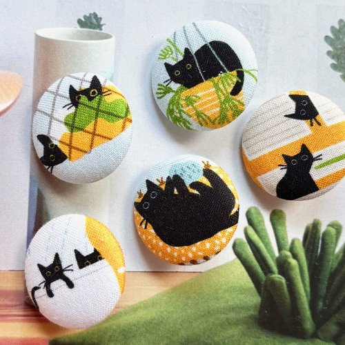 5 boutons recouvert en tissu chat noir plant dear stella 3 cm