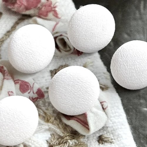 5 petit boutons recouvert en tissu crêpe costume robe de mariée mariage blanc