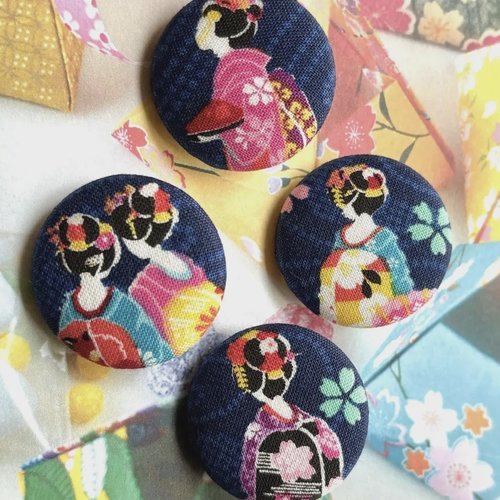 4 gros boutons recouvert en tissu geisha femme japonais bleu marine 3.2 cm