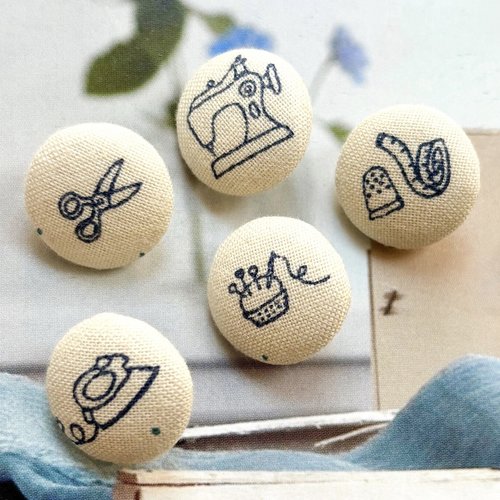 5 boutons recouvert en tissu couture crème bleu 1.9 cm