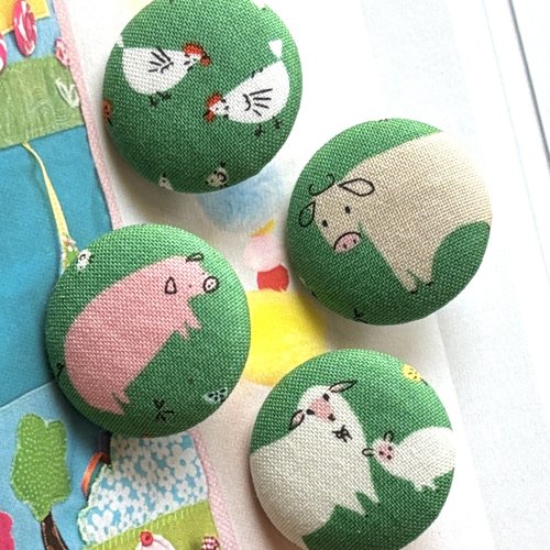 4 gros boutons recouvert en tissu mouton poussin animaux ferme 3 cm vert