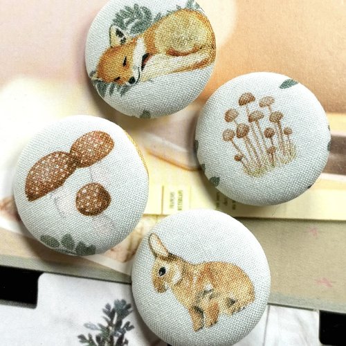 4 gros boutons recouvert en tissu lapin renard champignon 3.2 cm