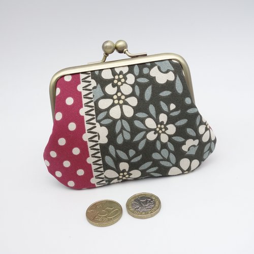 Porte-monnaie à fermoir couleur bronze brossé, motif végétal et pois gris, rose et vert celadon, 2 compartiment pour cartes et espèces