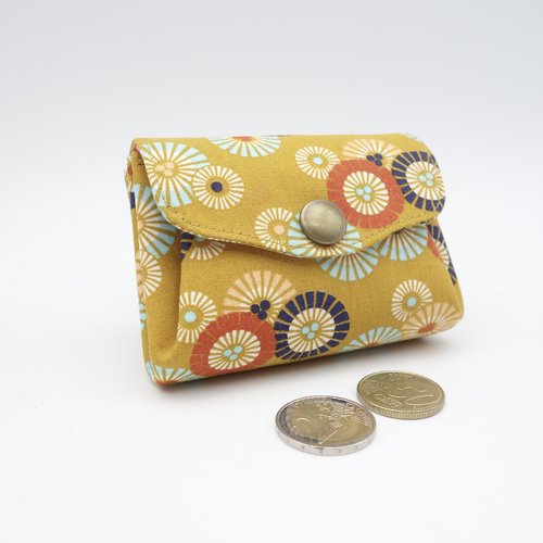 Porte-monnaie en accordéon à 3 compartiments, tissu japonais jaune moutarde, soleils stylisés, petit portefeuille compact