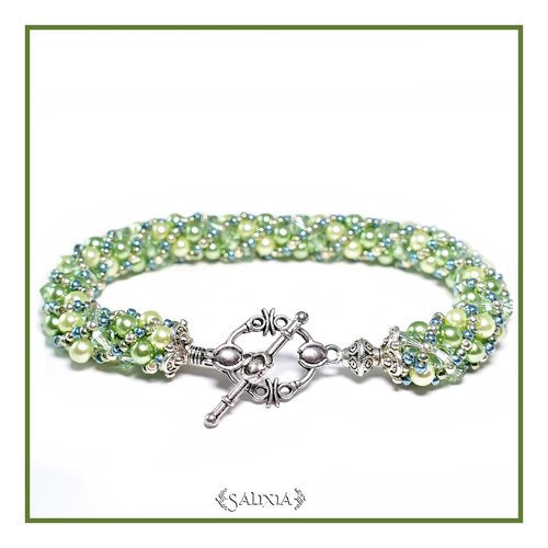 Bracelet "sweet green" tissé à l'aiguille perles japonaises cristal vert perles vert clair et foncé (#sr7)