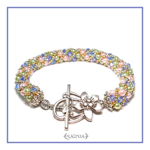 Bracelet "rêve pastel" au charme vintage tissé à l'aiguille perles japonaises cristal bleu ciel perles vert clair et rose poudré (#sr35)