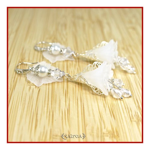Boucles d'oreilles fleurs blanches (#bo-l18)